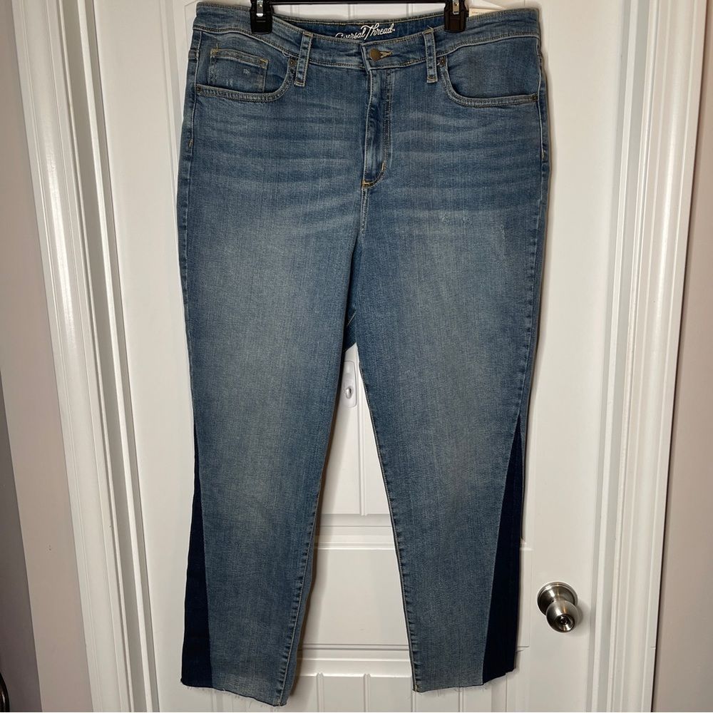 Universal Thread High Rise Straight Jeans